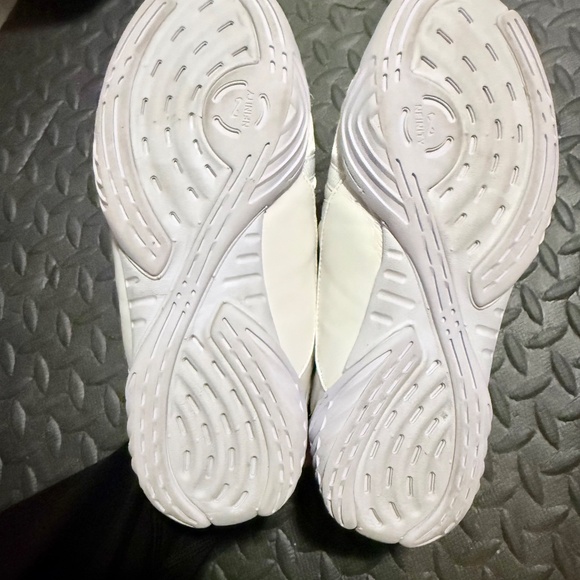 Like New Nfinity Cheer Shoes Size 8 - Picture 5 of 6